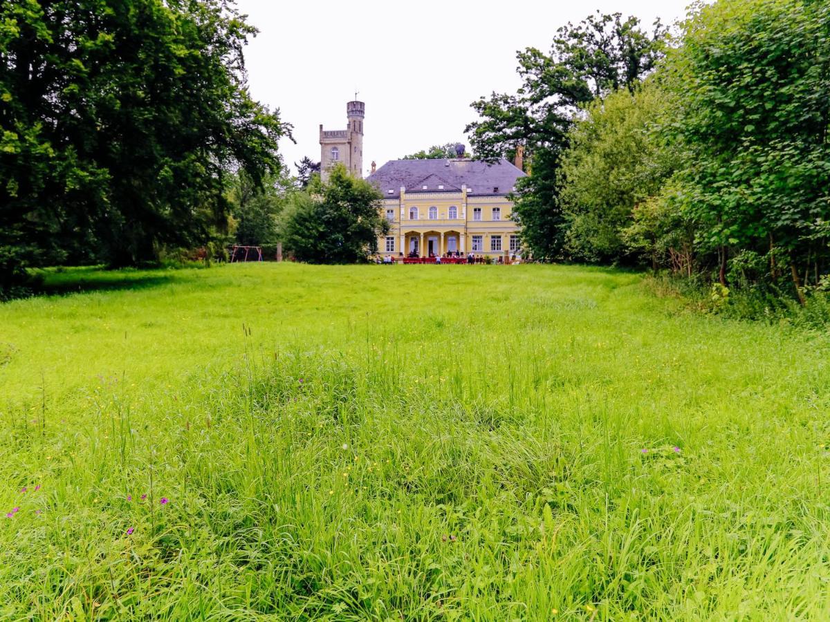 Palac Pensjonat Ptaszynka Gryfice Exteriér fotografie