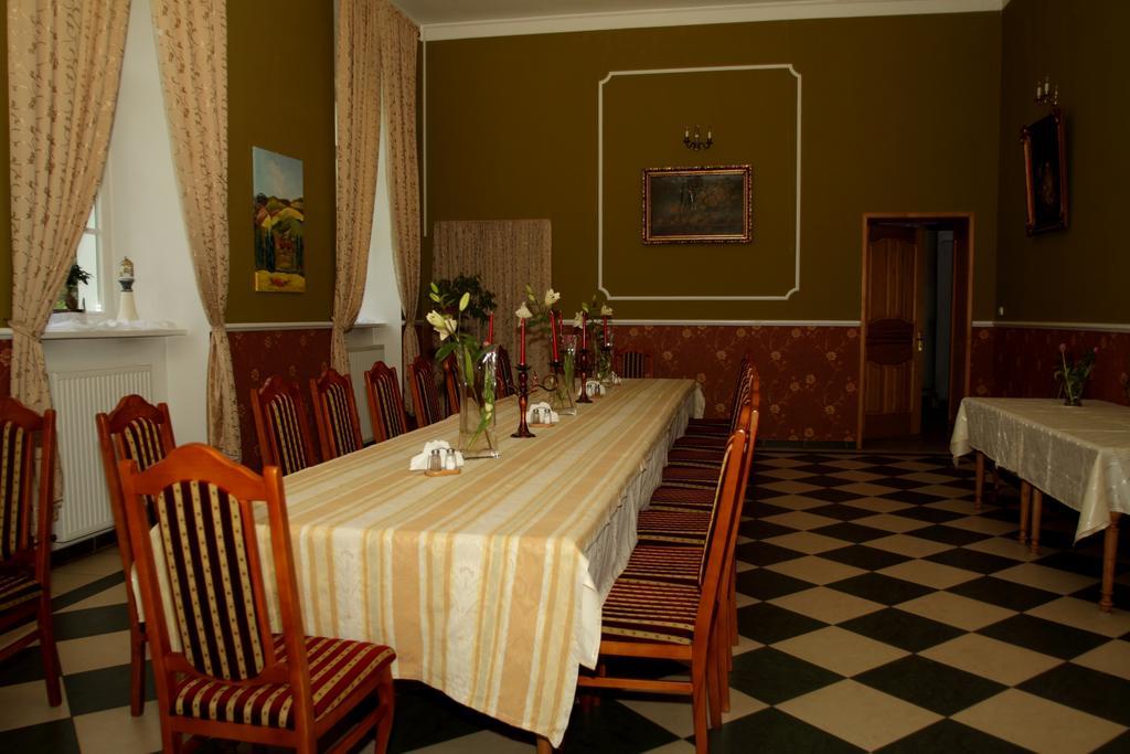Palac Pensjonat Ptaszynka Gryfice Exteriér fotografie