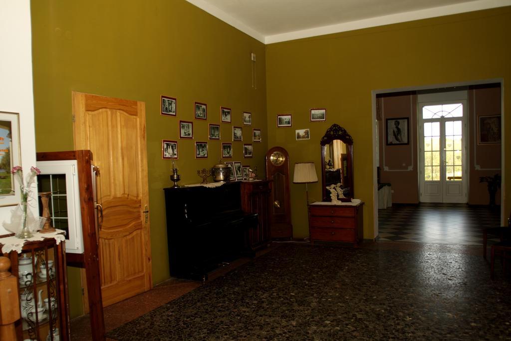 Palac Pensjonat Ptaszynka Gryfice Exteriér fotografie