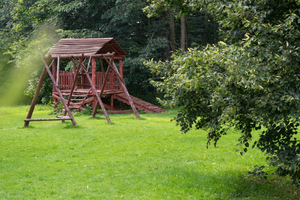 Palac Pensjonat Ptaszynka Gryfice Exteriér fotografie