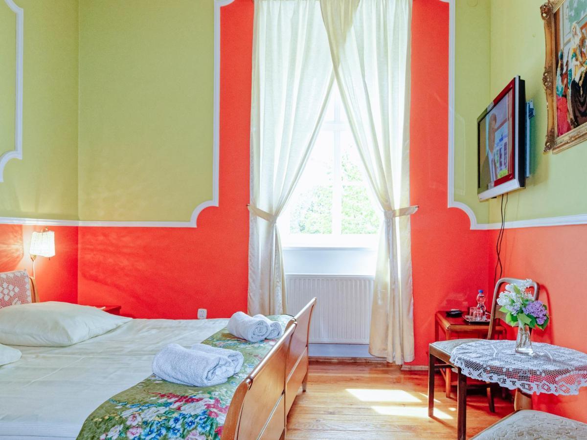 Palac Pensjonat Ptaszynka Gryfice Exteriér fotografie