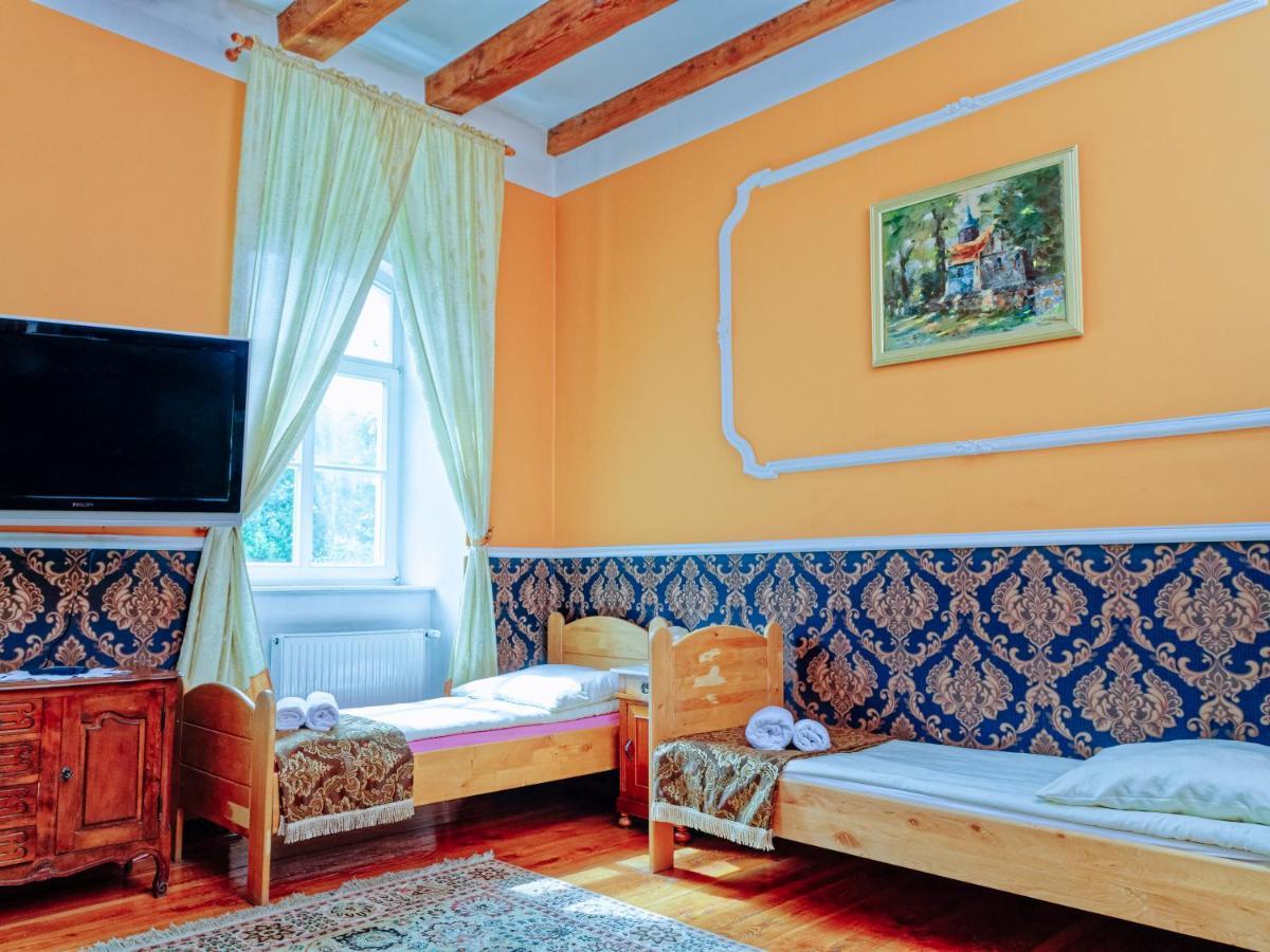 Palac Pensjonat Ptaszynka Gryfice Exteriér fotografie
